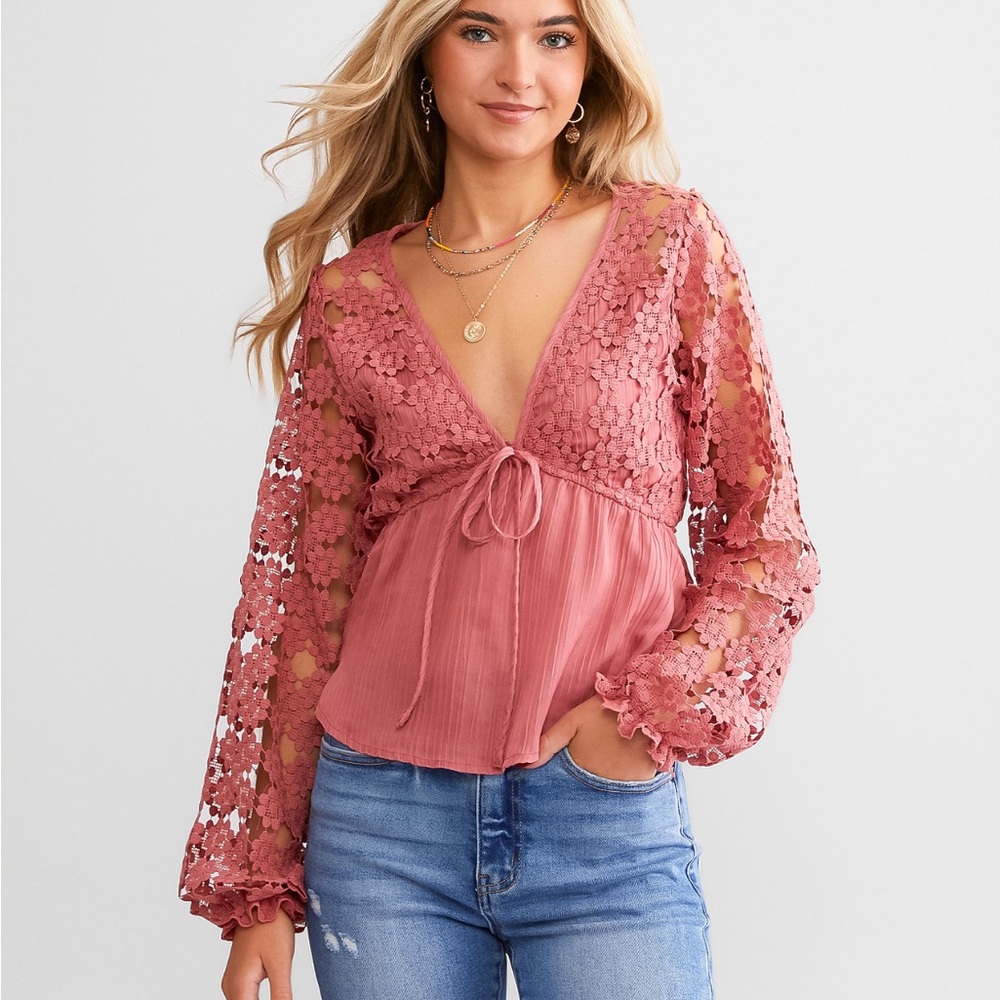 Women's Dusty Rose Lace V-Neck Peasant Top